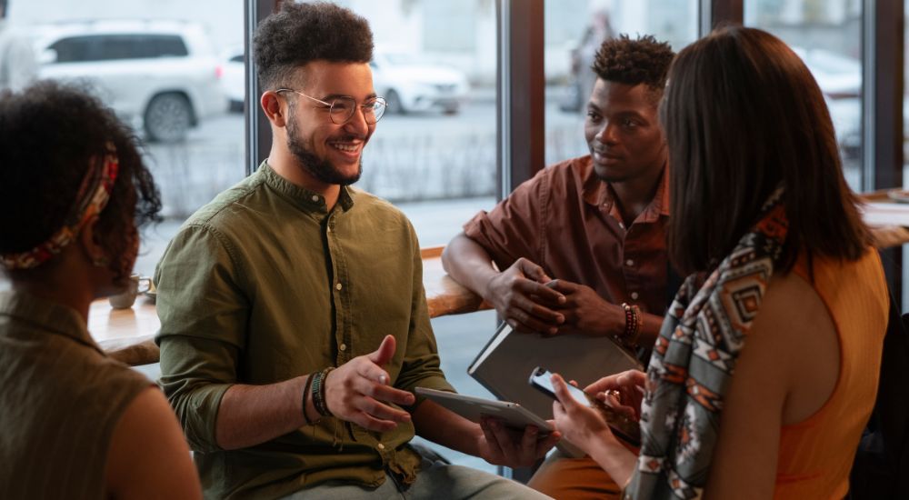 Networking: Construyendo relaciones profesionales y académicas